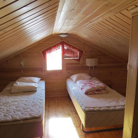 Arctic Polar Holiday Village Kilpisjarvi Ngoại thất bức ảnh